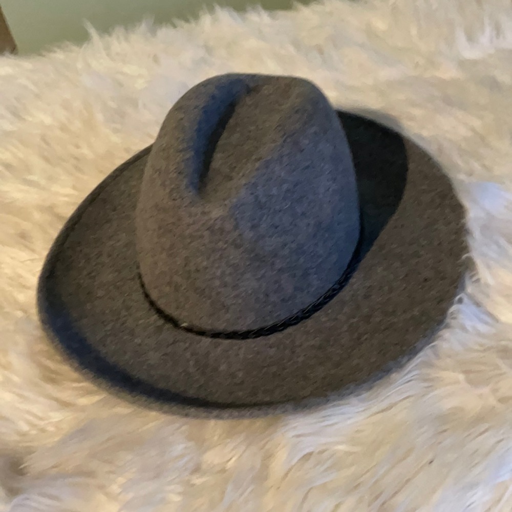 Gray Hat✨
